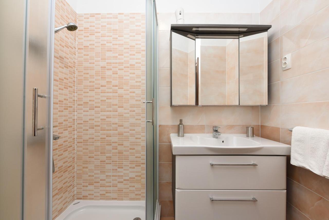 Apartment Sonja Zaton Kültér fotó